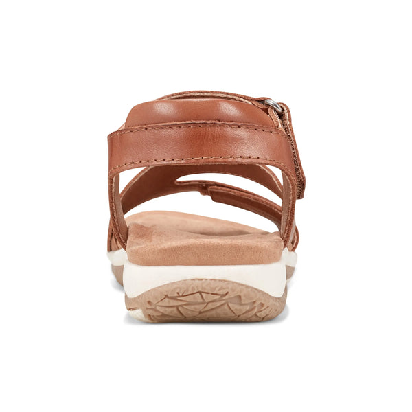 Earth Shoes Sureal Casual Strappy Round Toe Flat Sandals Medium Natural