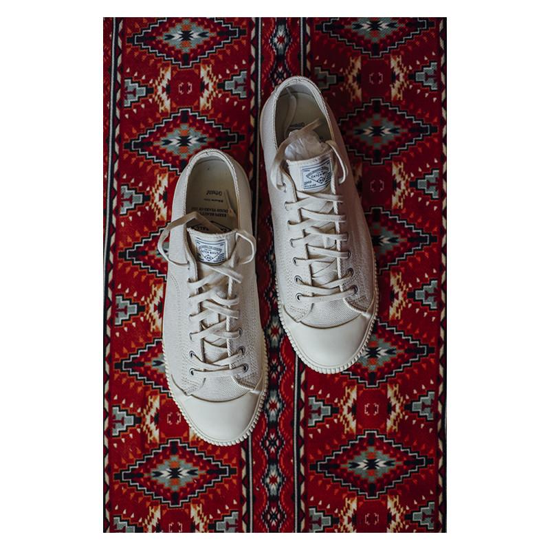 East Harbour Surplus CATCHBALL SHELL WHITE