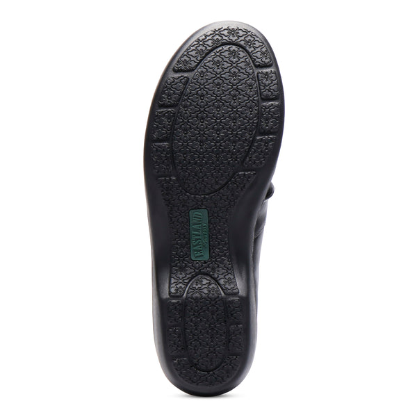 Eastland Women's Slip Ons - Piper