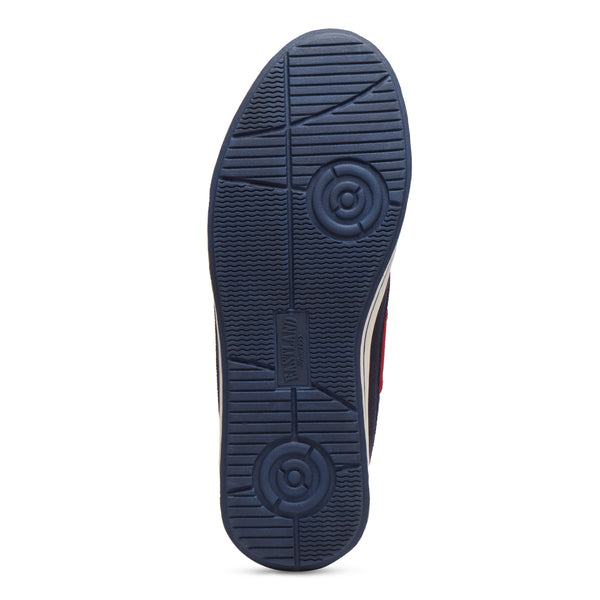 Eastland Men's Adventure MLB Atlanta Braves Canvas Boat Shoe