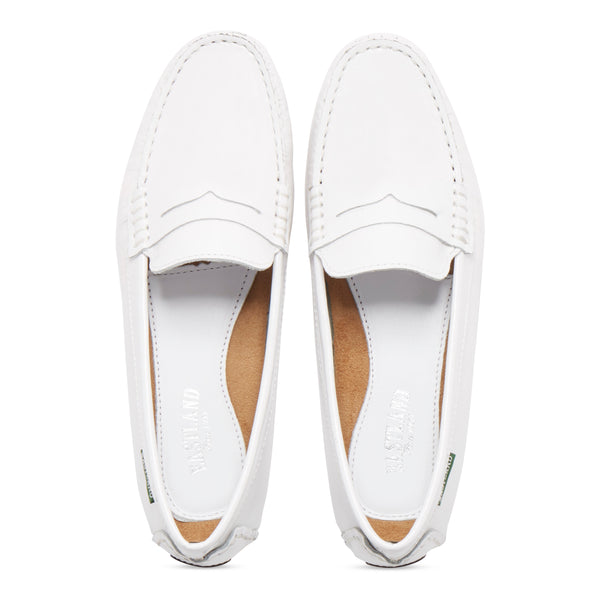 Eastland Women's Patricia Penny Loafer Driving Moc White Patent