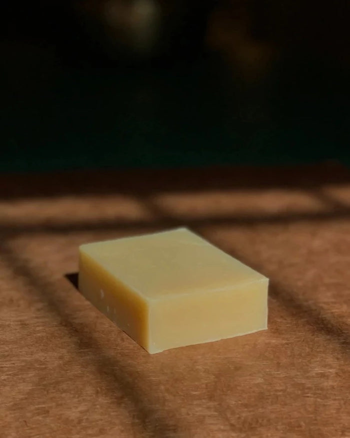 Eat Dust Incausa: Soap Bar Medium Essential Oil