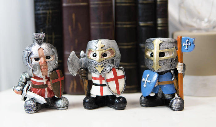 ebros gift Chibi Templar Crusader Knights With Sword Axe Flag And Shield Figurine Set of 3