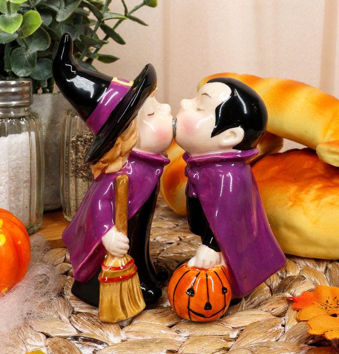 ebros gift Ebros Halloween Witch Kissing Vampire Salt And Pepper Shakers Set Ceramic Magnet