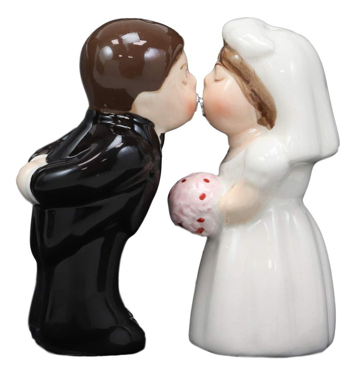 Ebros Gift Ebros Romantic Bridal Wedding Kissing Bride And Groom Magnetic Salt Pepper Shakers Set