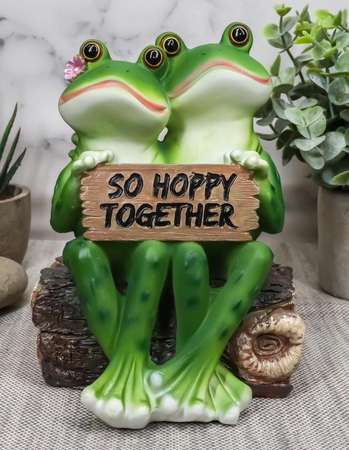 ebros gift Ebros Romantic Wedding Frog Couple Sitting On Wooden Log Statue "So Hoppy Together" Frog Lovers Figurine Collectible Eternal Happiness Sculpture