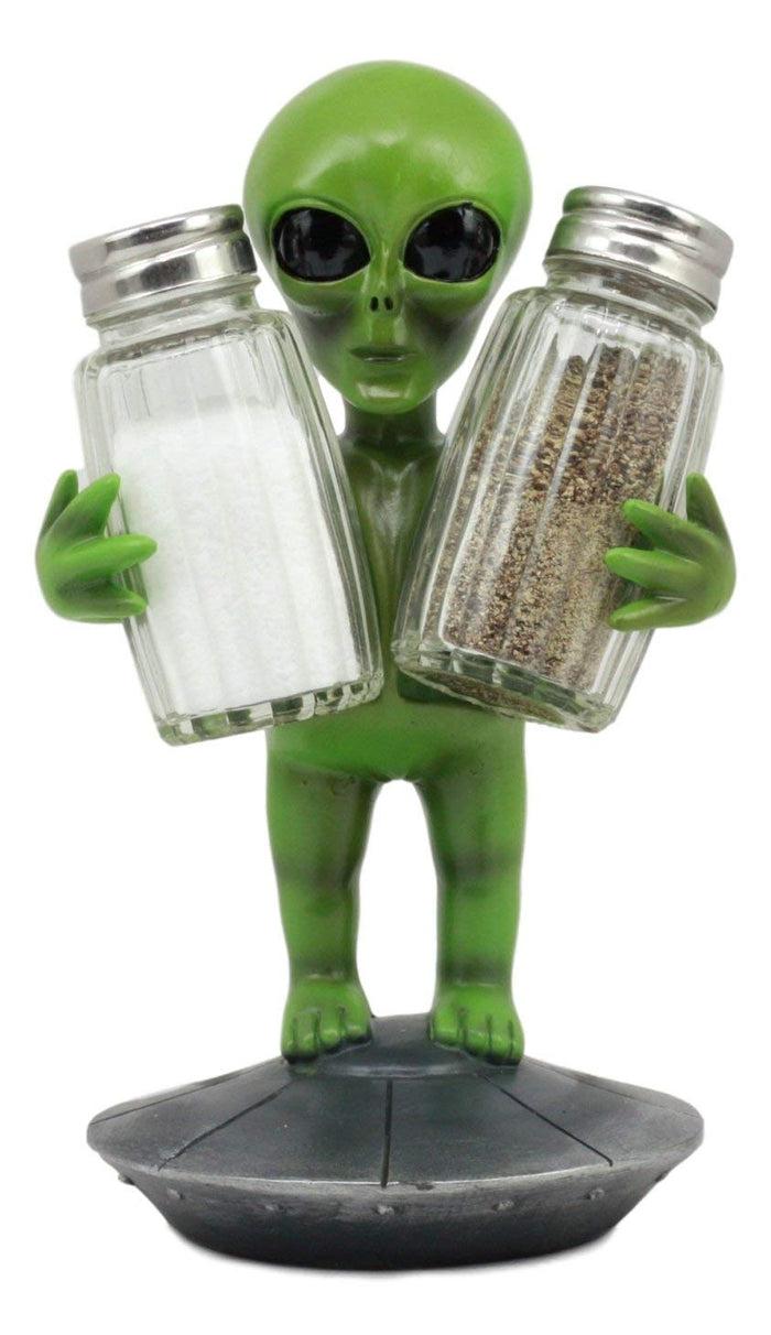 Ebros Gift Ebros UFO Green Alien On Flying Saucer Spaceship Salt And Pepper Shakers Set