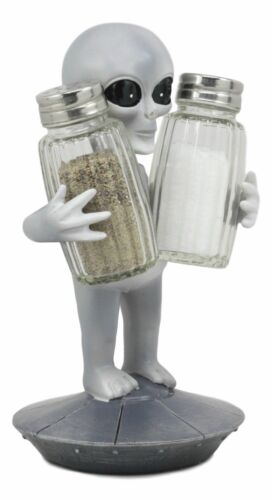 Ebros Gift Extra Terrestrial UFO Outer Space Roswell Alien Salt And Pepper Shakers Set