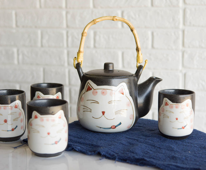 ebros gift Japanese Maneki Neko Lucky Cat Ceramic Charcoal Black 20oz Tea Pot & 4 Cups Set