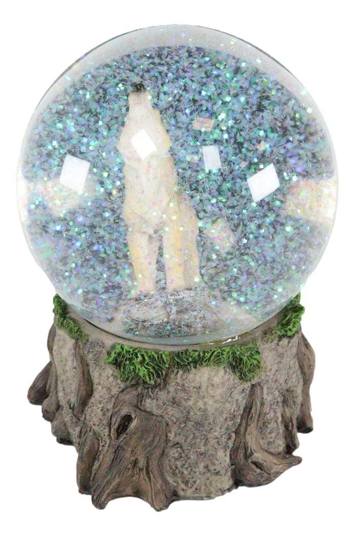 Ebros Gift Majestic Lone Wolf Howling Water Globe Collectible Water Ball Home Decor