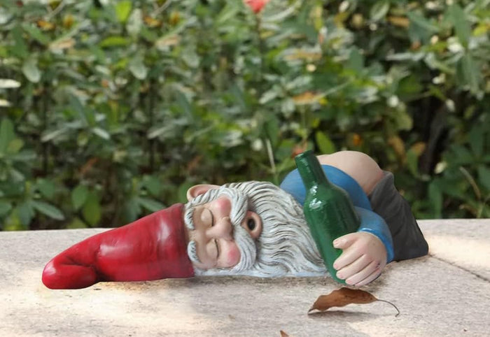 ebros gift Mr Gnome Passed Out Drunk Bottom's Up Bare Buttocks Holding Booze Figurine
