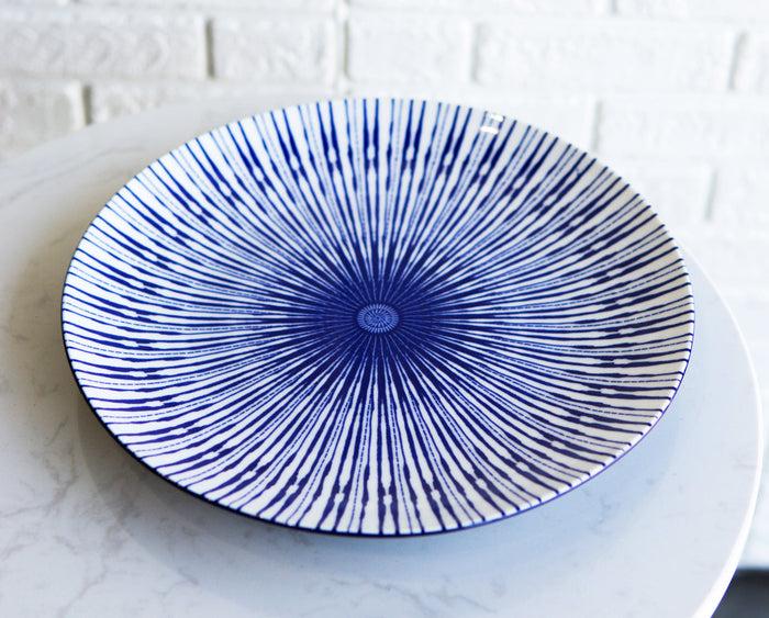 ebros gift Pack Of 4 White And Blue Geometric Focus Porcelain Round Dinner Entree Plates