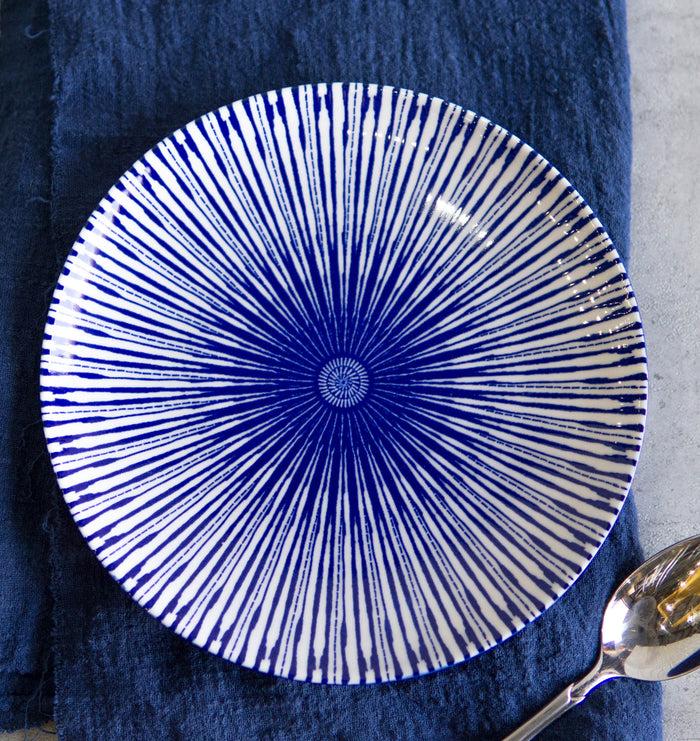 Ebros Gift Pack Of 6 Modern Blue White Geometric Focus Porcelain Round Lunch Salad Plates