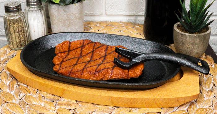 ebros gift Personal Sized Cast Iron Sizzling Fajita Skillet Japanese Steak Plate Set W Base