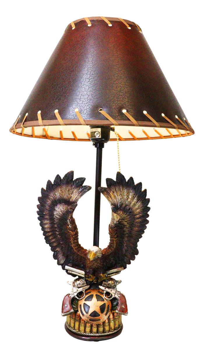 ebros gift Western Bald Eagle Perching On Crossed Pistols Lone Star Bullets Table Lamp