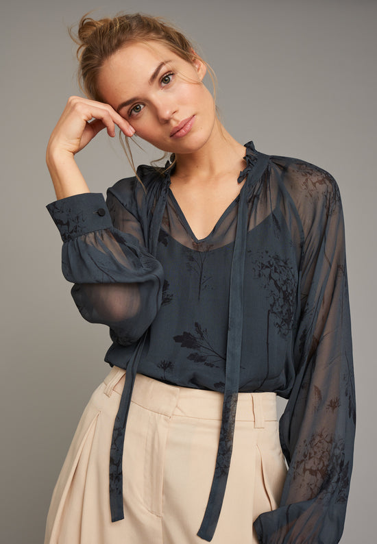 Echte Ruffled Sheer Blouse - Navy Botanic