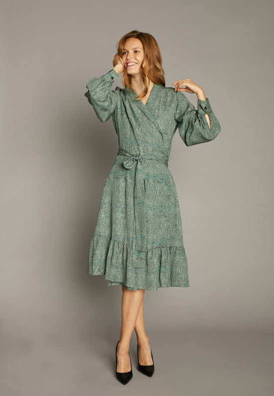 echte The Wrap Dress Dresses - Green Croc
