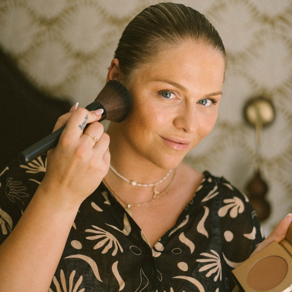 Eco By Sonya Bronzer