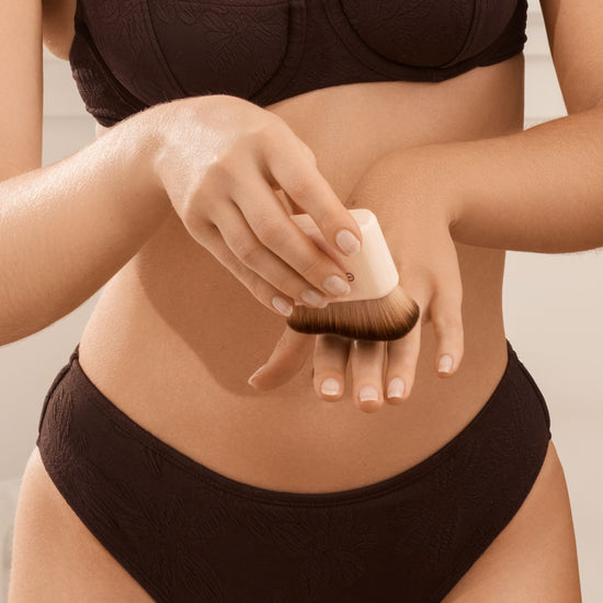 Ecotools Body + Face Self-Tan Blending Brush