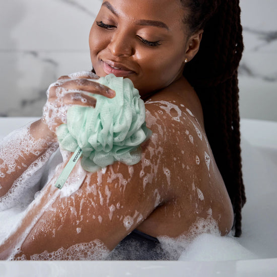 Ecotools Delicate Recycled EcoPouf - Green Fig