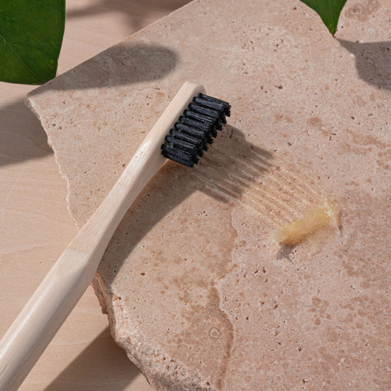 Ecotools Edge Defining Brush