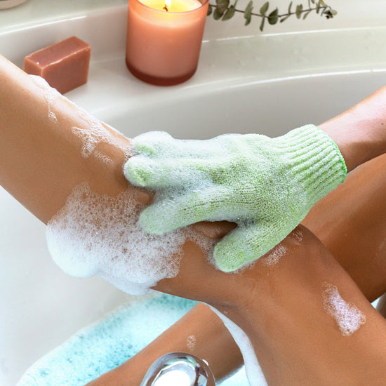 Ecotools Exfoliating Bath & Shower Gloves Green