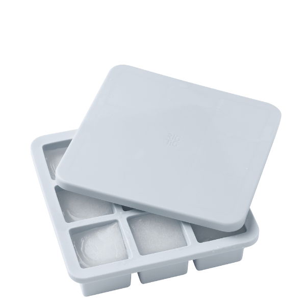 eddingtons FREEZE IT ICE CUBE TRAY WITH LID LARGE LIGHT BLUE