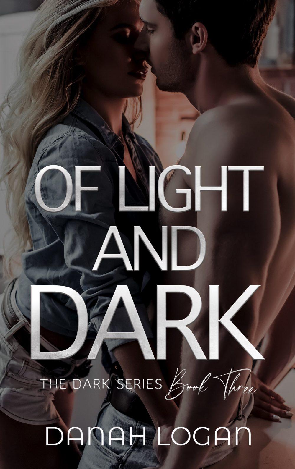 eden books Of Light and Dark (The Dark Series Book 3)