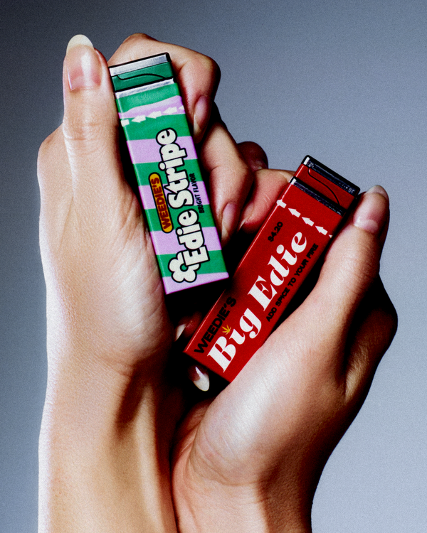 Edie Parker Gum Lighter In Big Edie