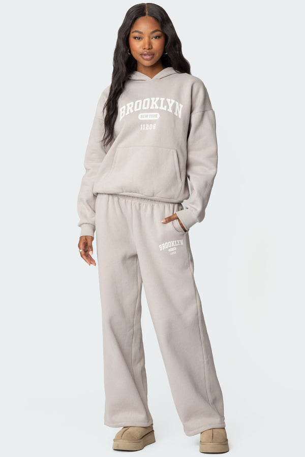 edikted Brooklyn NY Sweatpants beige