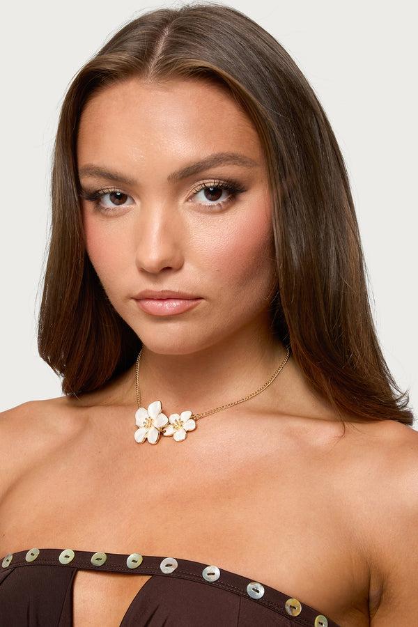 edikted Double Flower Pendant Necklace gold