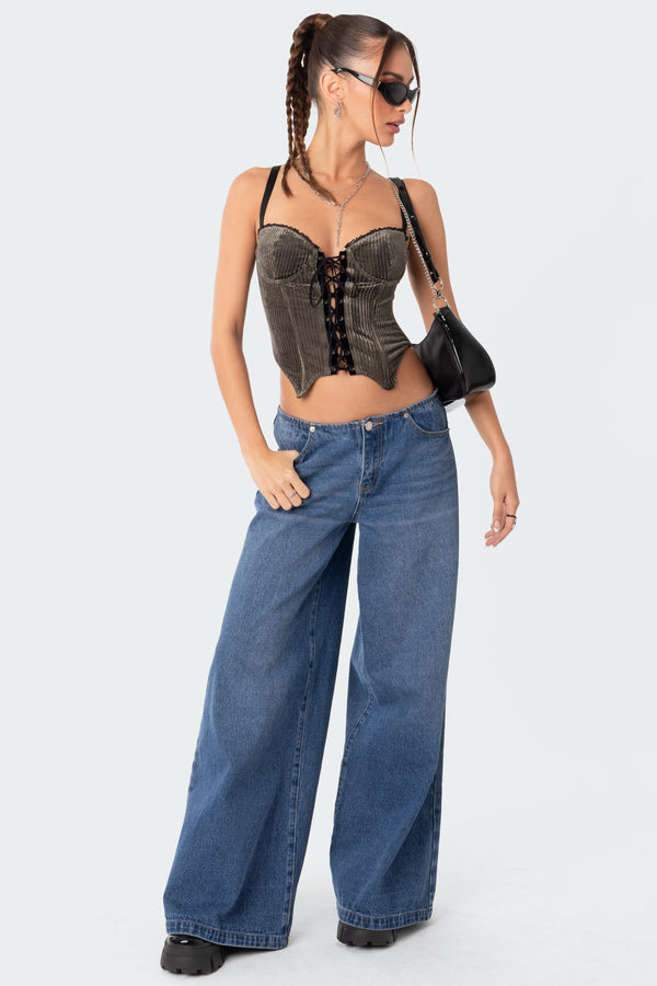 edikted Lacey Cupped Velvet Corset olive