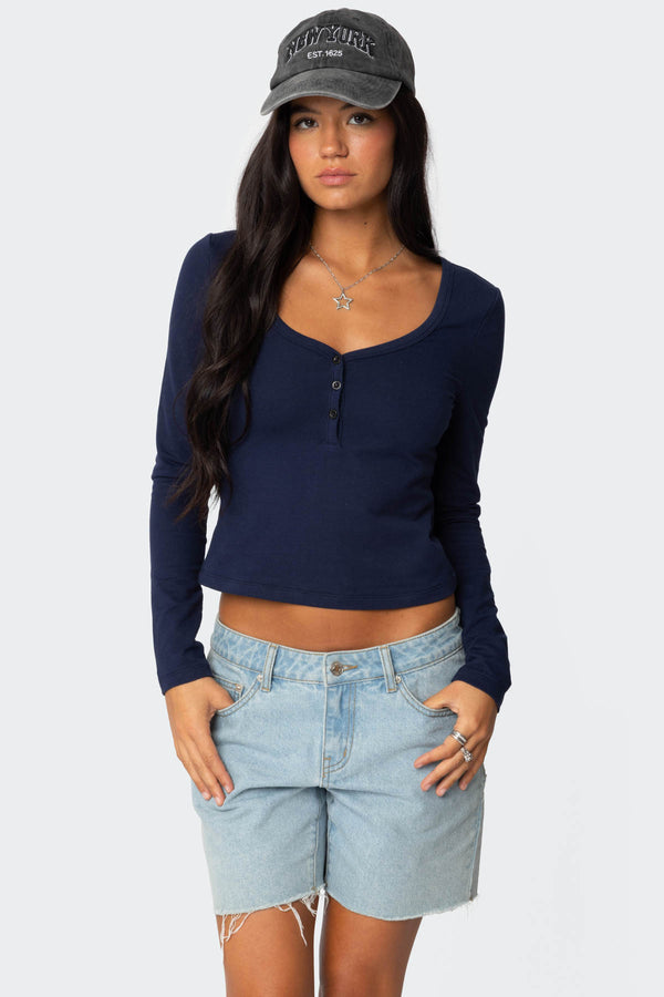 edikted Leah Henley Top navy