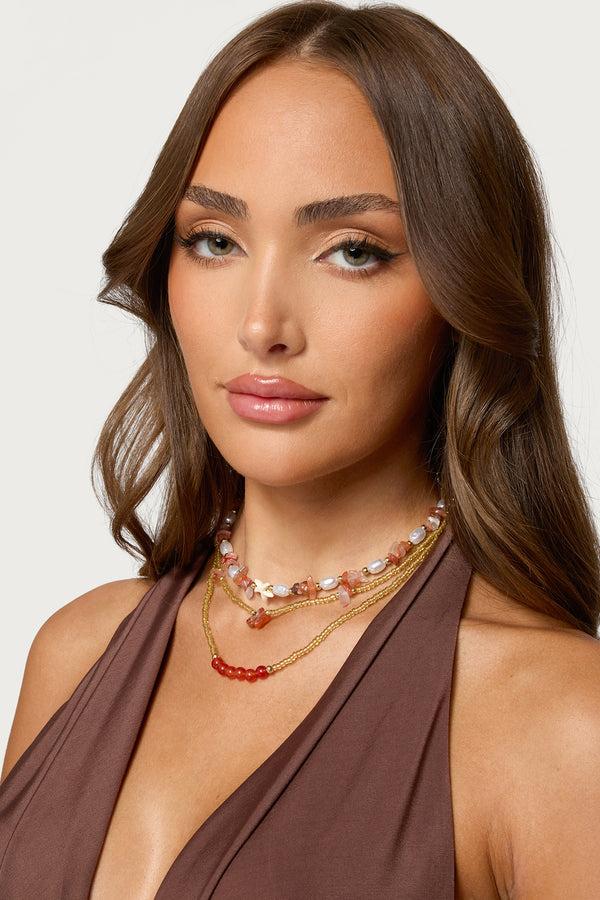 edikted Pearly Beaded Layered Necklace gold