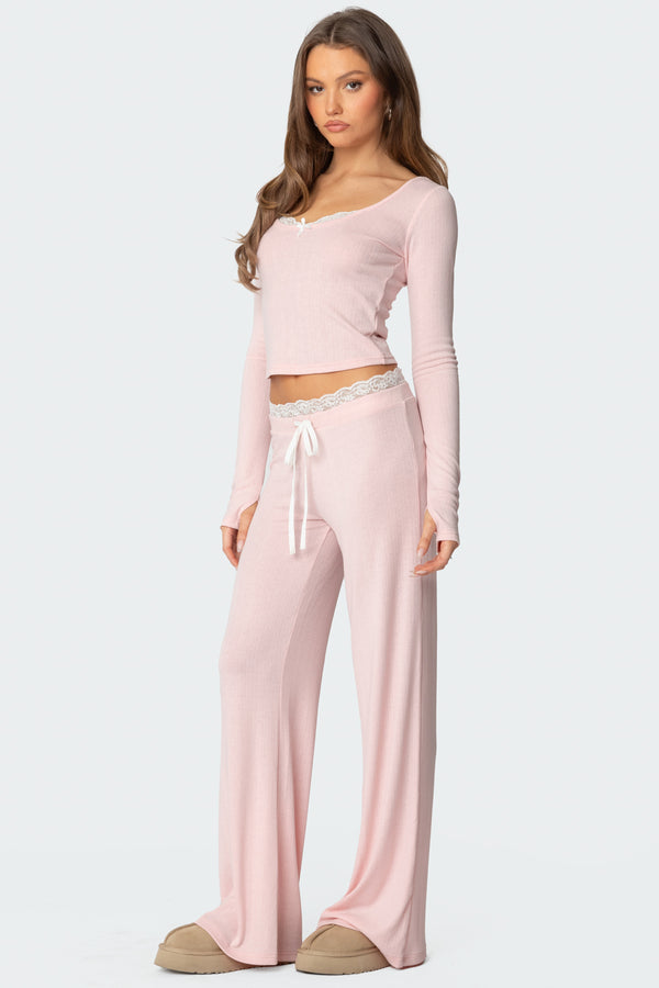 Edikted Peekaboo Lace Pants Pink