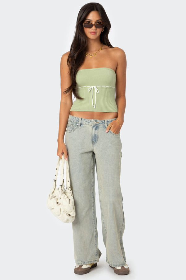 edikted Petite Magda Low Rise Acid Wash Jeans blue