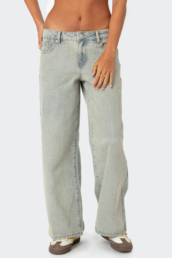 Edikted Petite Magda Low Rise Acid Wash Jeans Blue