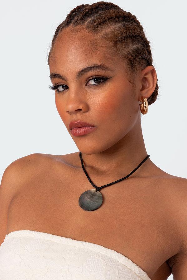 edikted Twisted Cord Pendant Necklace black