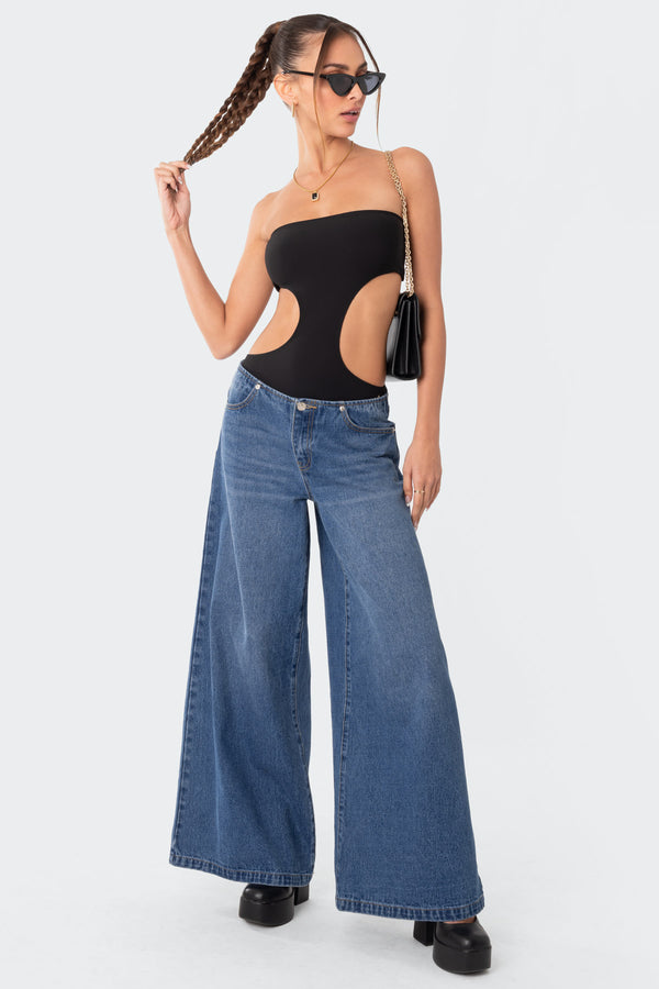 edikted Vivie Ribbed Cut Out Bodysuit black