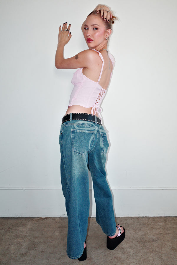 edikted Petite Vyxen Vintage Washed Low Rise Jeans blue vintage washed