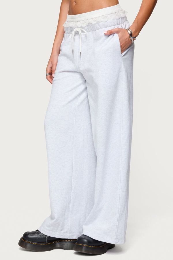 Edikted Tamia Peekaboo Ruffle Lace Sweatpants Light Grey Melange