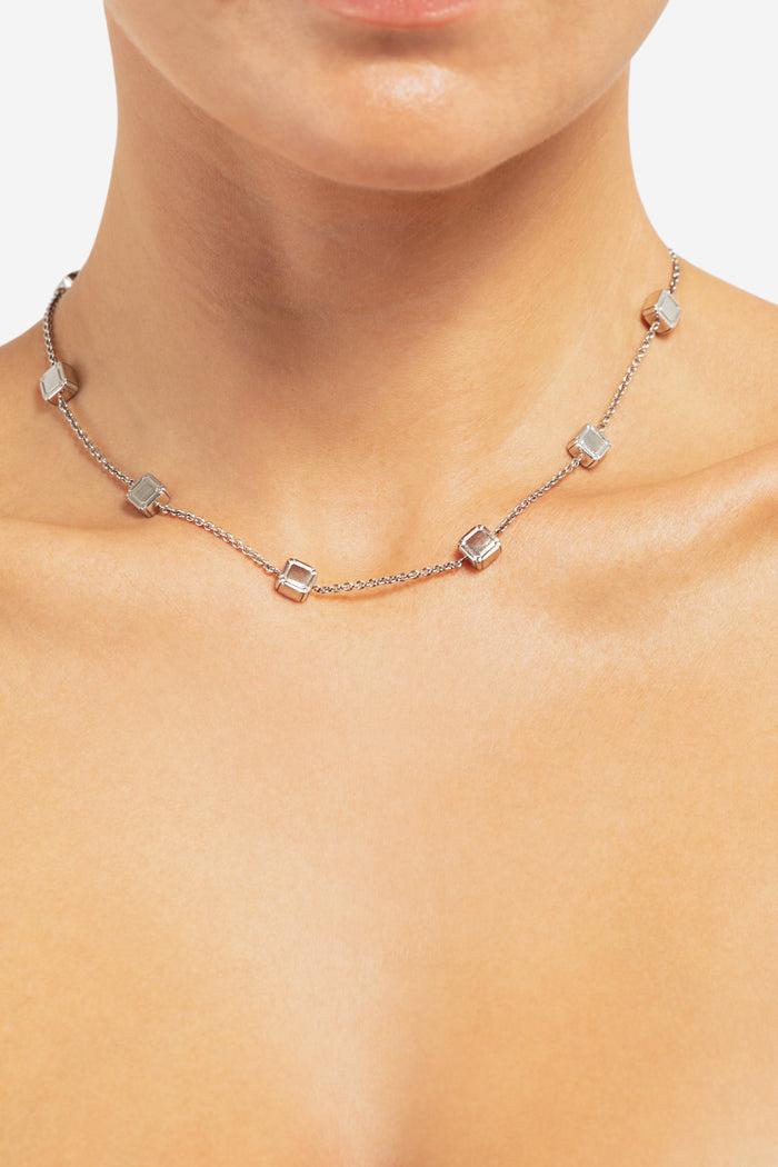 Eéra Ninety Necklace