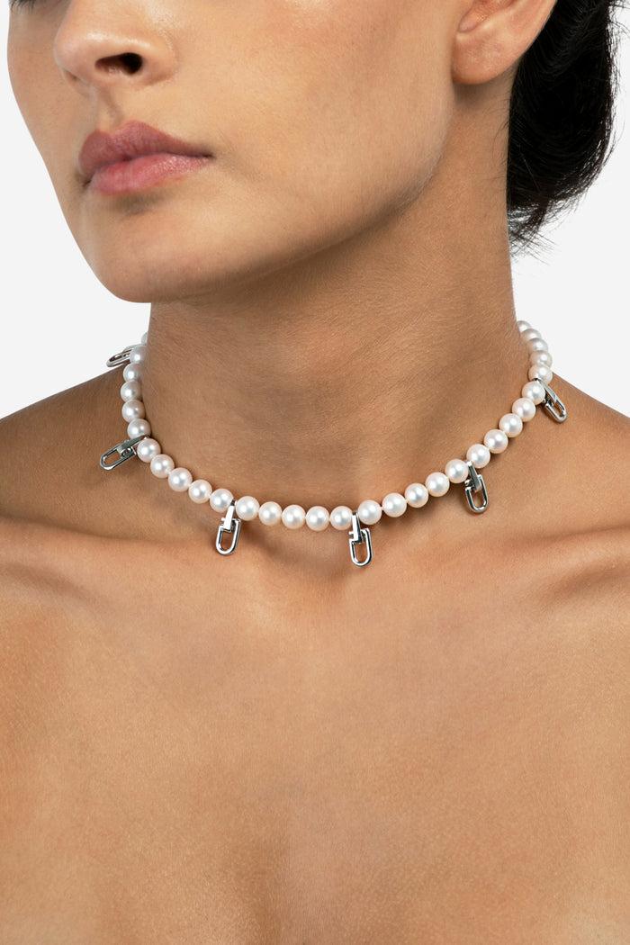 Eéra Reine Pearl Choker
