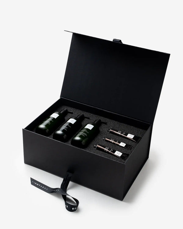 eight & bob Les Essentiels Luxury Bath & Body Set