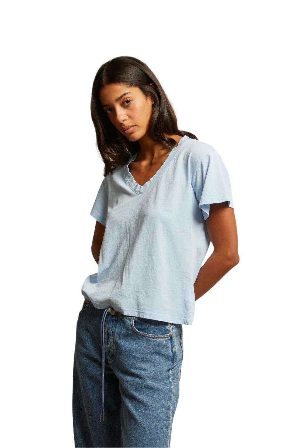 elaine turner Hendrix Boxy V Neck Tee- Sky Blue
