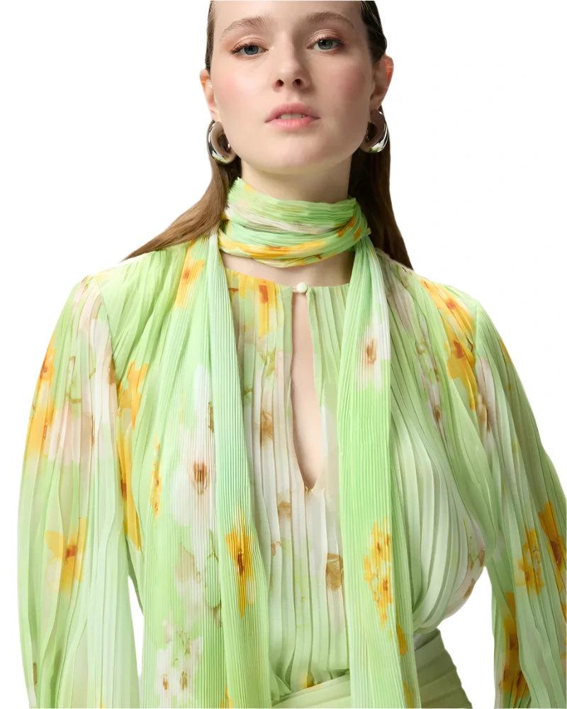 Elaine Turner Pleated Floral Blouse