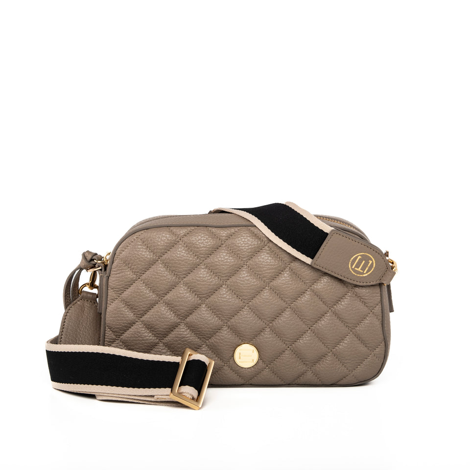 elaine turner Jackie Camera Bag- Taupe Quilted Pebble Leather