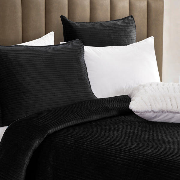 Elegant Comfort Elegant Comfort 3-Piece Velvet Corduroy Stripe Quilted Bedspread Coverlet Set 3-Piece