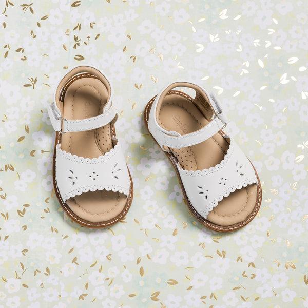 Elephantito Classic Sandal With Scallop Toddler White Shoes