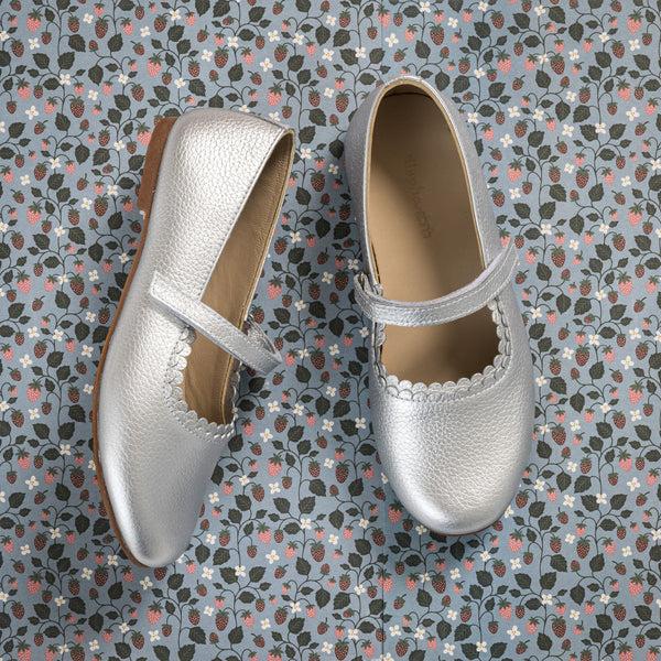 Elephantito Aria Flat Silver Shoes